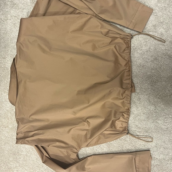 Strut and Bolt Blouse. Beautiful color. - Picture 2 of 3